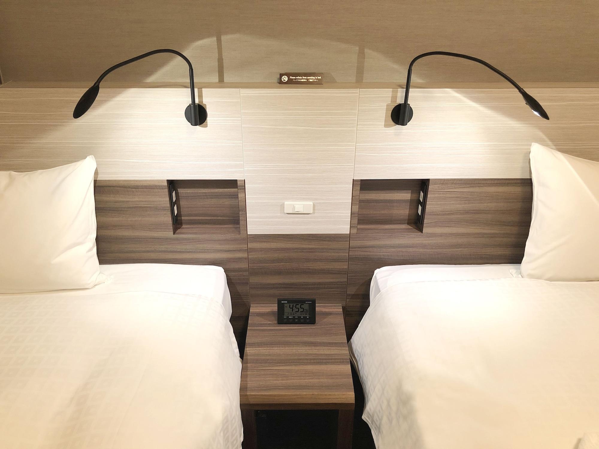 Smile Hotel Premium Osaka Hommachi Exterior photo