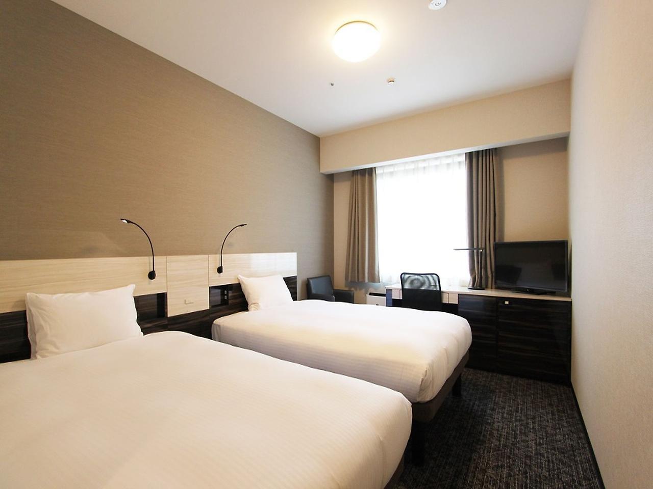 Smile Hotel Premium Osaka Hommachi Exterior photo